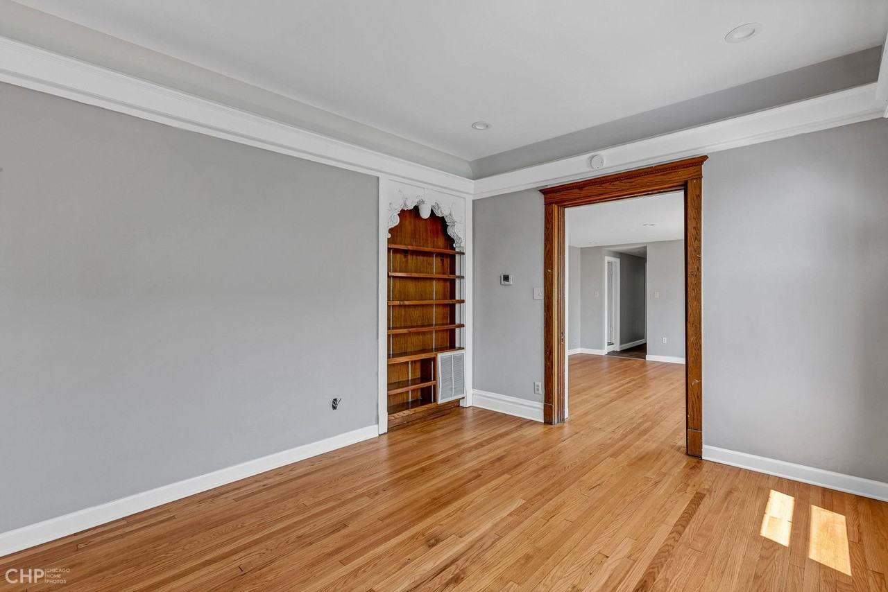 3149 S Morgan St #2ndFL - Photo 5 of 21