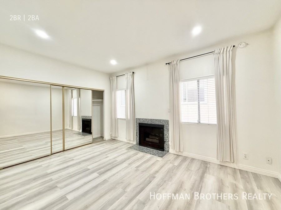 11933 Goshen Ave #102 - Photo 5 of 7