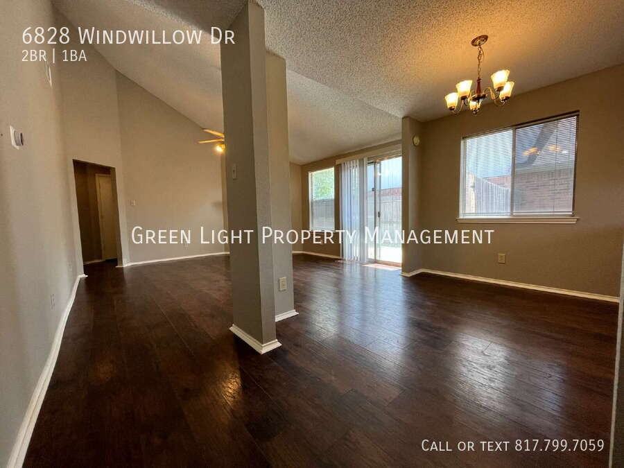 6828 Windwillow Dr - Photo 3 of 17
