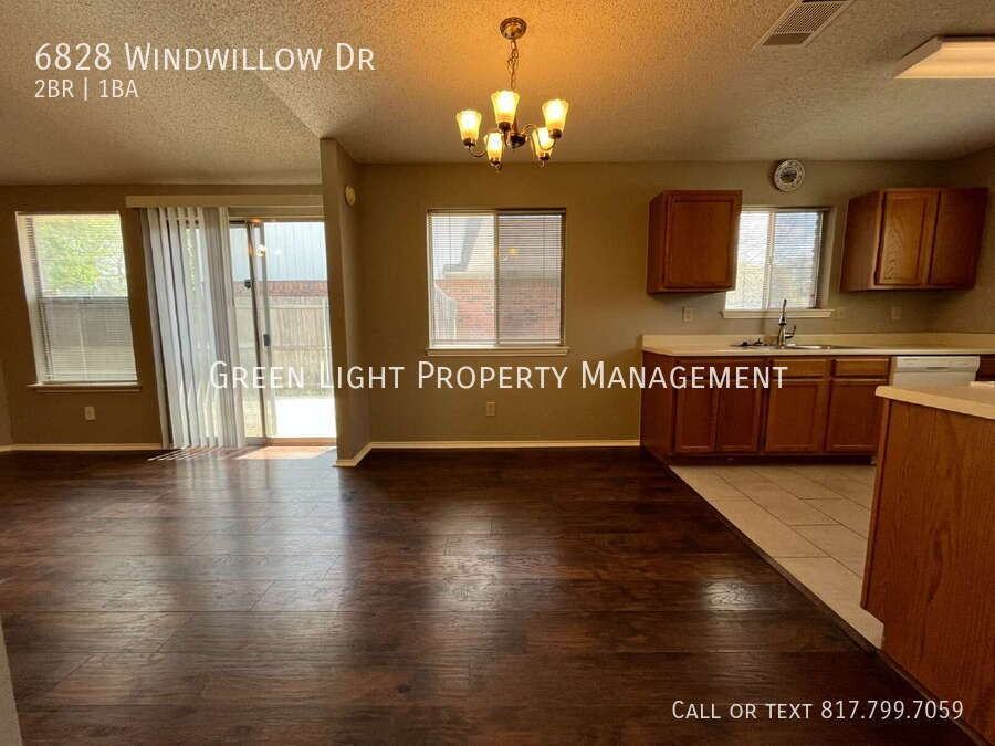 6828 Windwillow Dr - Photo 4 of 17