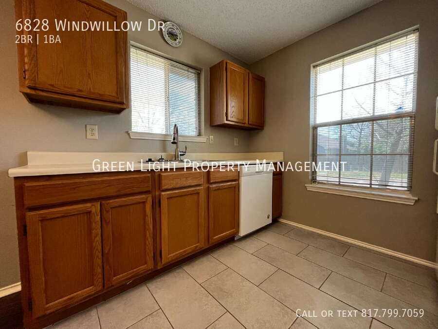 6828 Windwillow Dr - Photo 6 of 17