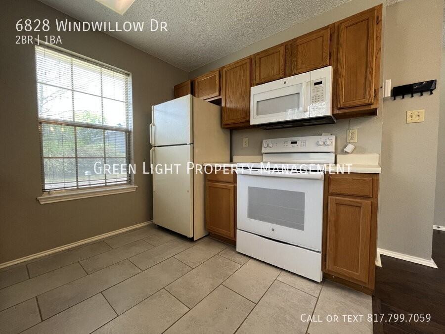 6828 Windwillow Dr - Photo 7 of 17