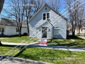 1305 1/2 S Denver Ave - Photo 1 of 1