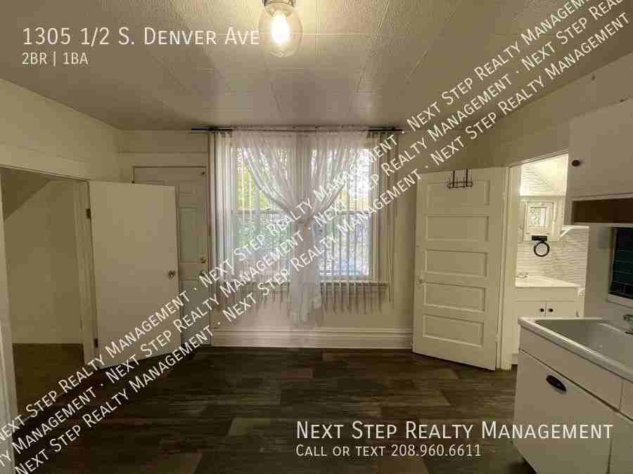 1305 1/2 S Denver Ave - Photo 4 of 10