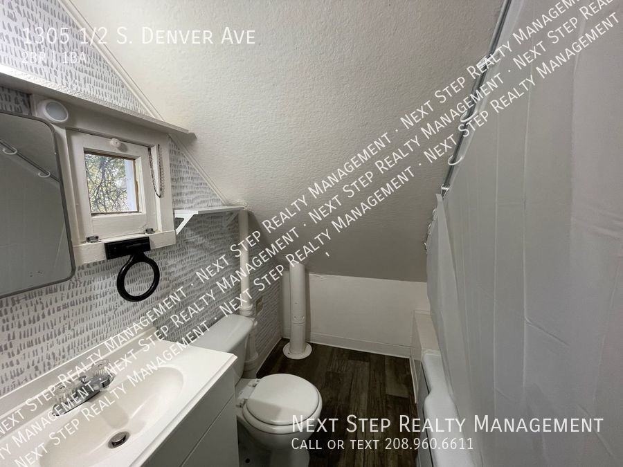 1305 1/2 S Denver Ave - Photo 5 of 10
