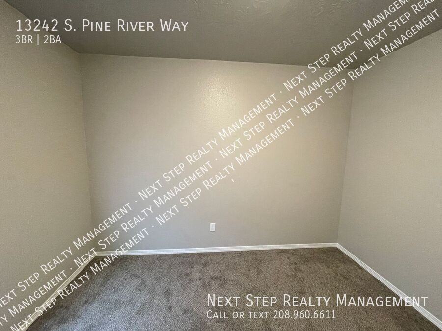 13242 S Pine River Way - Photo 3 of 23