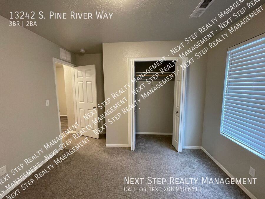 13242 S Pine River Way - Photo 4 of 23