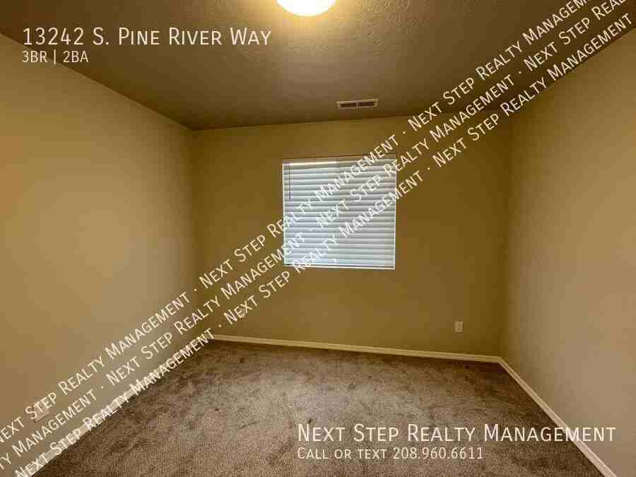 13242 S Pine River Way - Photo 6 of 23