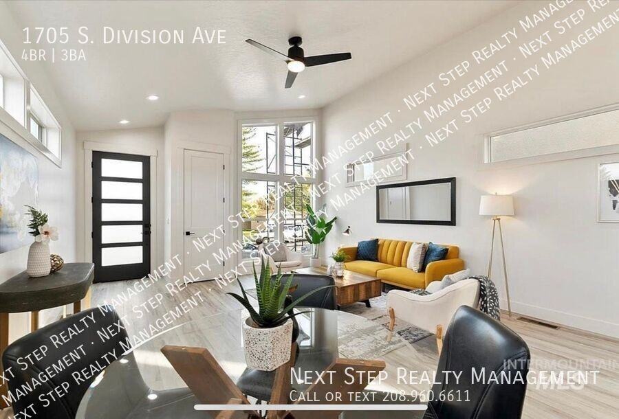 1705 S Division Ave - Photo 4 of 22