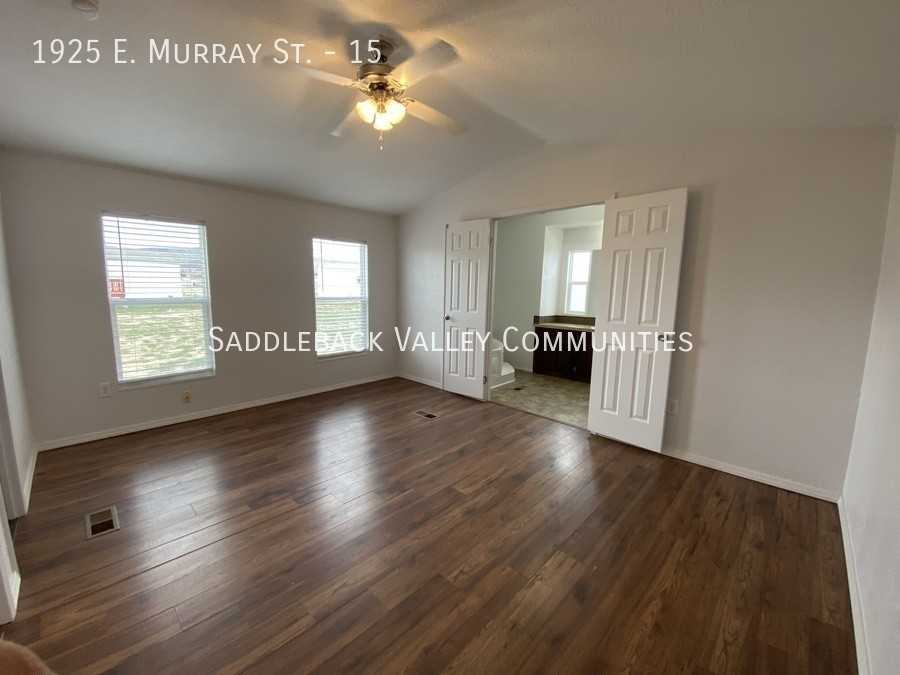 1925 E Murray St #15 - Photo 4 of 11