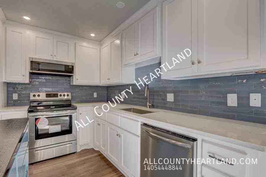 12425 Fox Run Dr - Photo 7 of 17