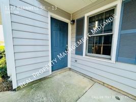 featured image of 1227 Barnwell St #13