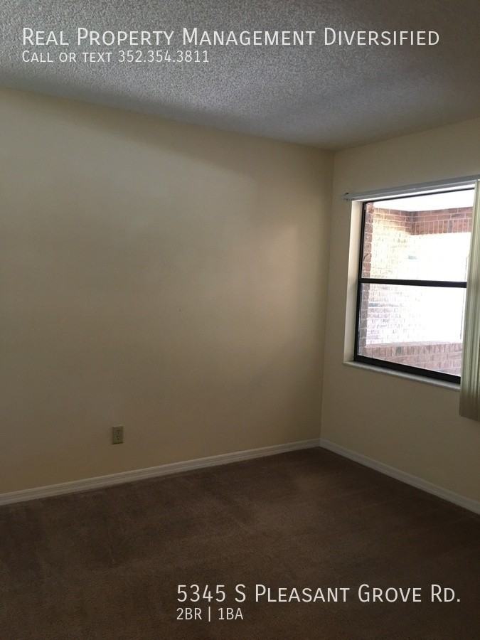 5345 S Pleasant Grove Rd - Photo 6 of 13