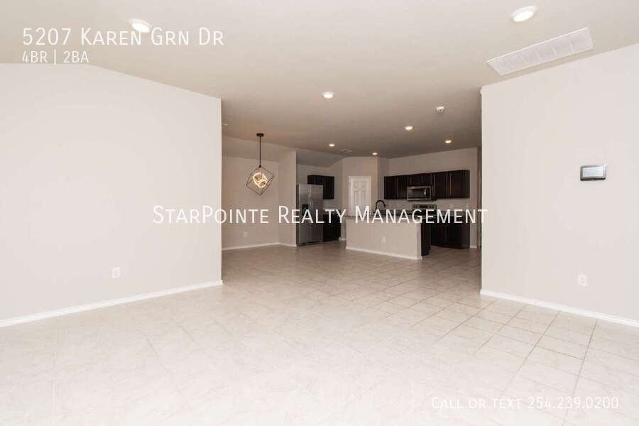 5207 Karen Green Dr - Photo 4 of 22