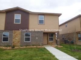 featured image of 6705 University Village Way Apt B #Apt B