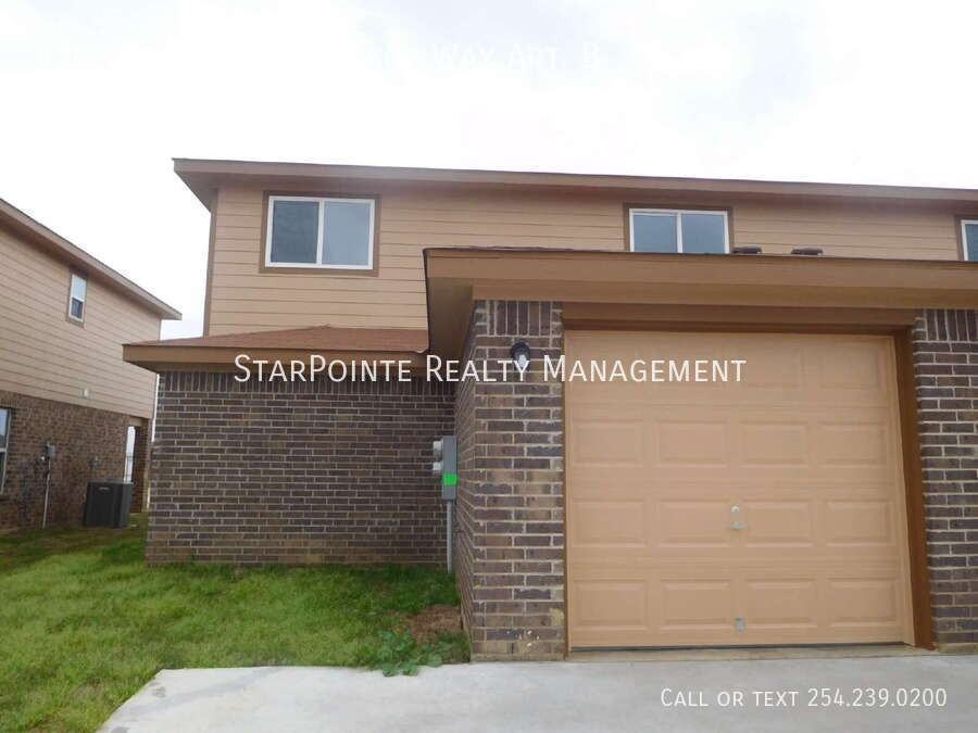 6705 University Village Way Apt B - Photo 2 of 22