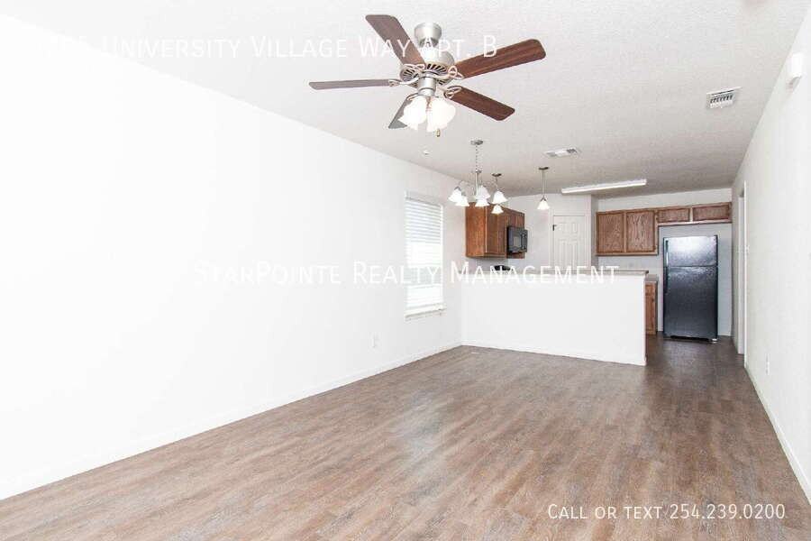 6705 University Village Way Apt B - Photo 6 of 22
