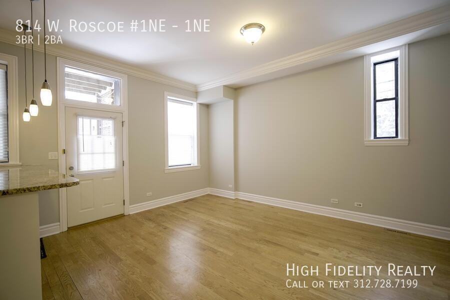 814 W Roscoe St #1NE - Photo 4 of 11