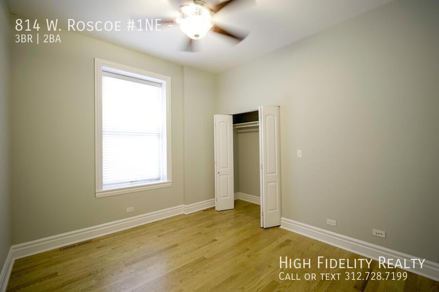 814 W Roscoe St #1NE - Photo 5 of 11