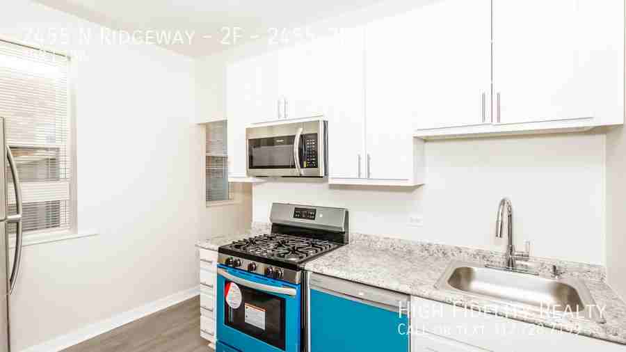 2455 2455 N Ridgeway - 2F #2455-2F - Photo 3 of 8