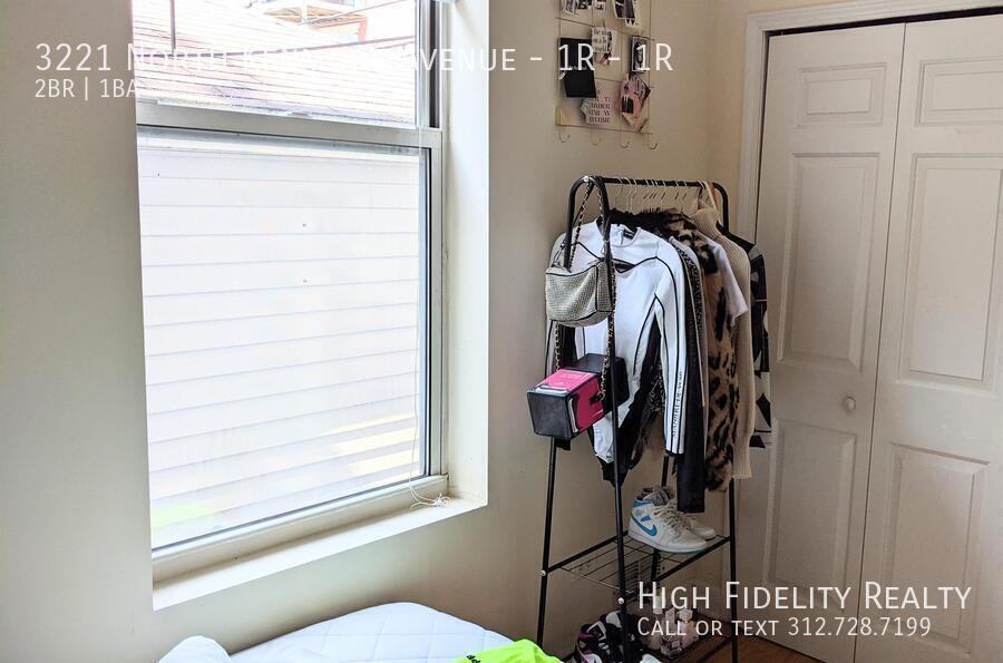 3221 N Kenmore Ave Apt 1r #1R - Photo 6 of 8