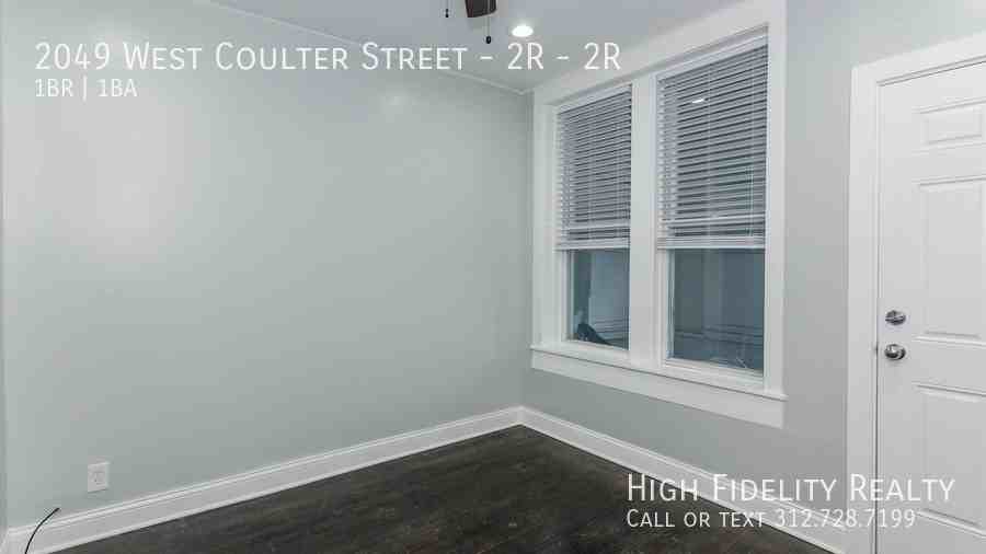 2049 W Coulter St Apt 2r #2R - Photo 3 of 10