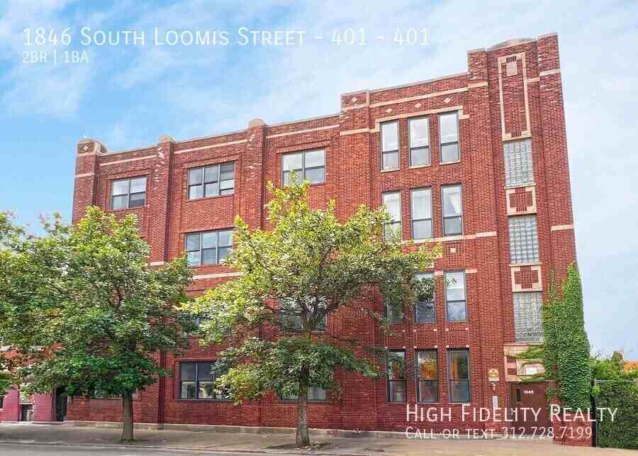 1846 S Loomis St #401