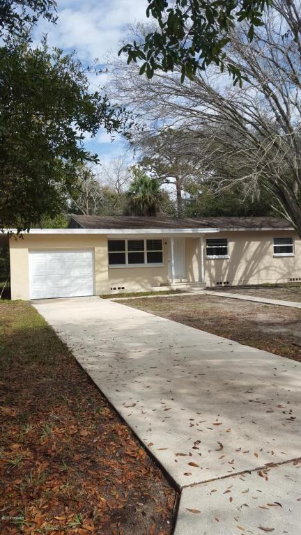 199 Warwick Ave - Photo 2 of 8