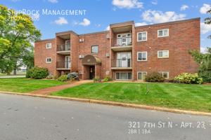 featured image of 321 7th St N #23