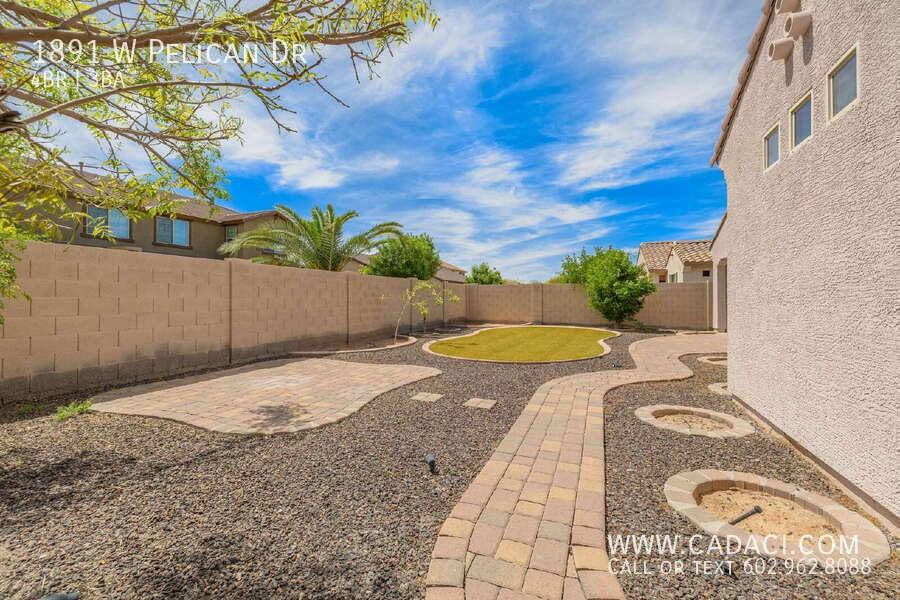 1891 W Pelican Dr - Photo 3 of 39