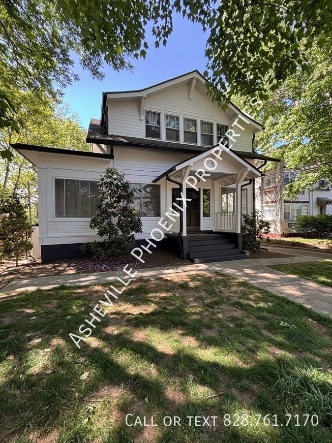 295 E Chestnut St #4 - Photo 2 of 11