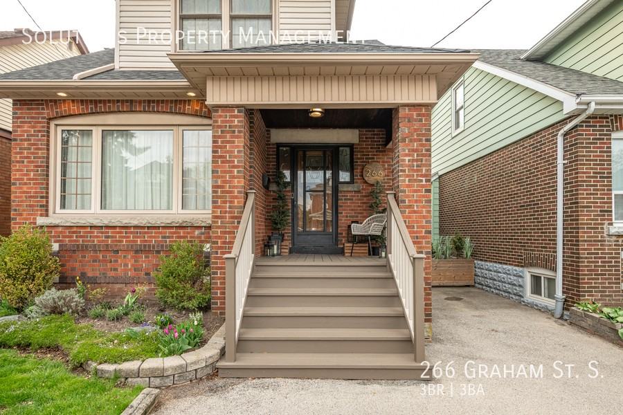 266 Graham Ave S - Photo 2 of 50