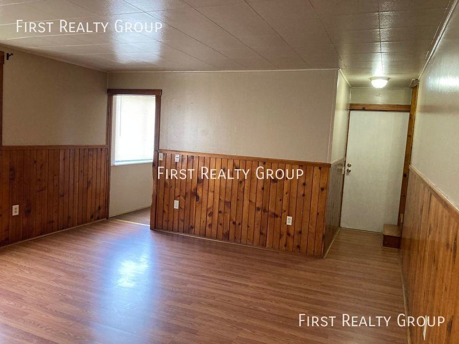 425 S Main St #C - Photo 3 of 11