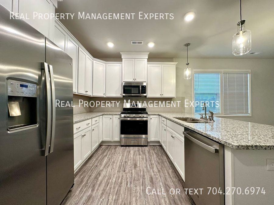 8197 Mccormick St - Photo 4 of 22
