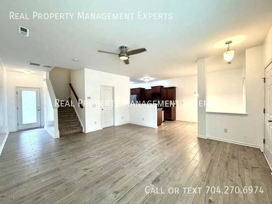 9851 Hanberry Blvd - Photo 7 of 22