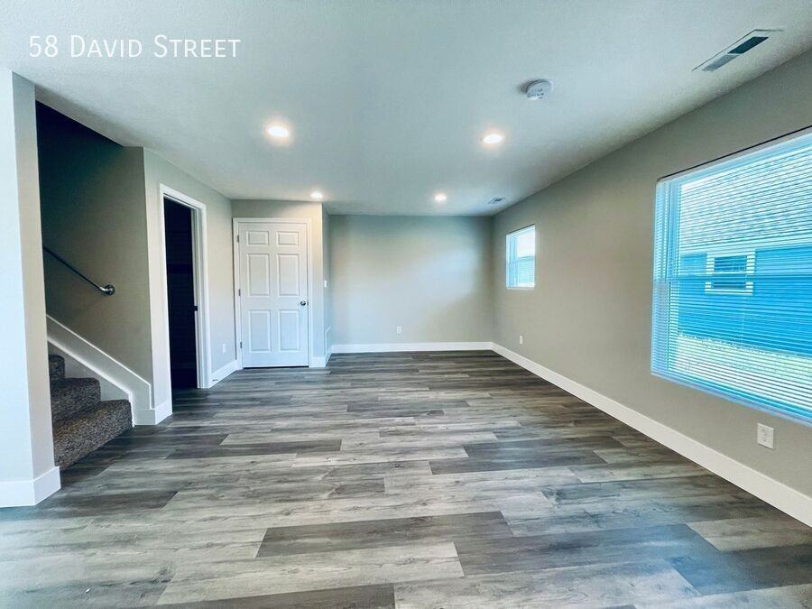 58 David St - Photo 4 of 30