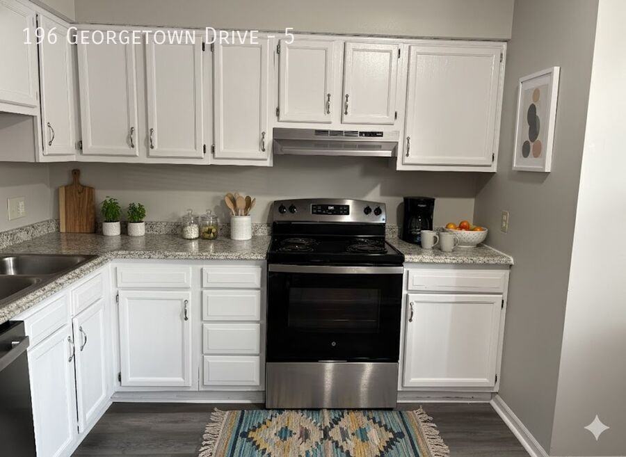 196 Georgetown Dr #5 - Photo 2 of 21
