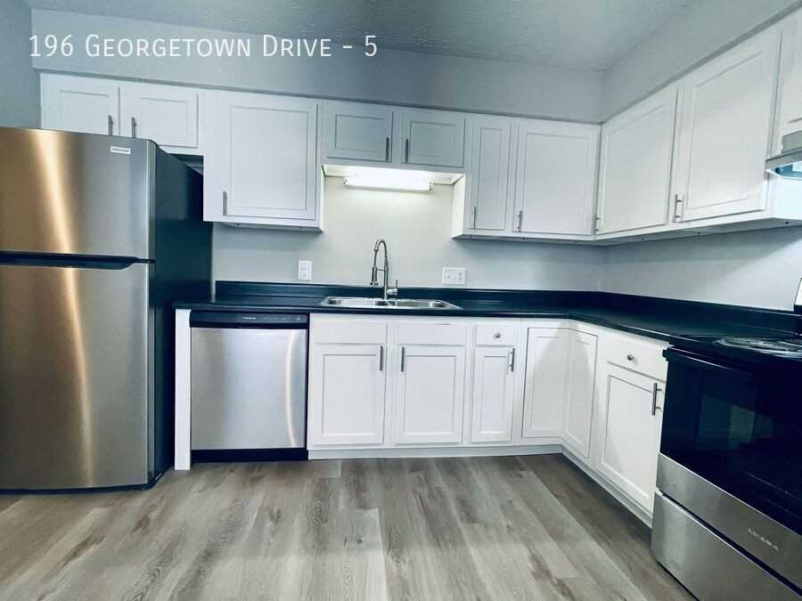 196 Georgetown Dr #5 - Photo 4 of 21