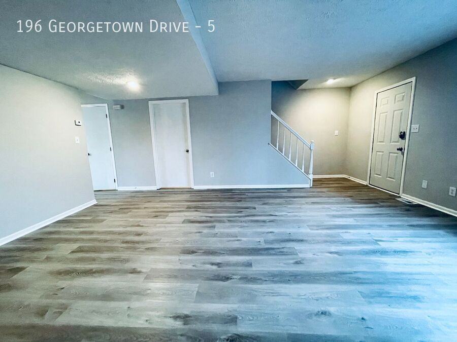 196 Georgetown Dr #5 - Photo 6 of 21