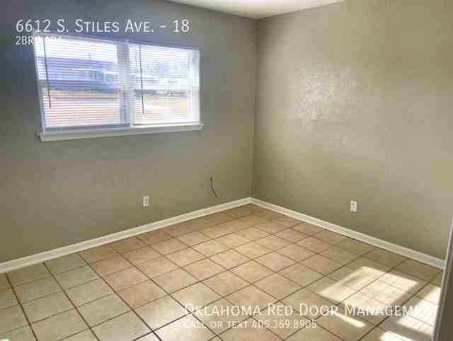 6612 S Stiles Ave #18 - Photo 6 of 8