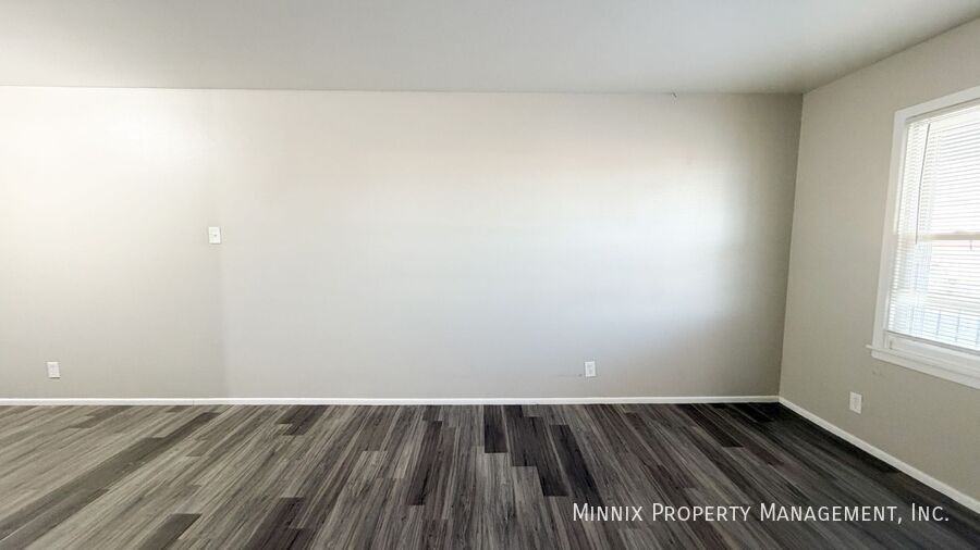 2010 Avenue S #3 - Photo 3 of 9