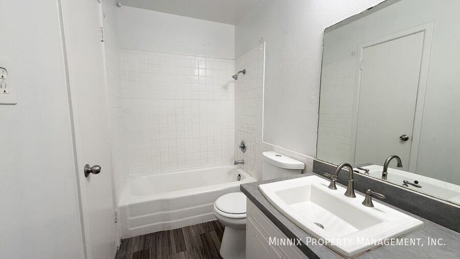 2010 Avenue S #3 - Photo 7 of 9