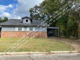 featured image of 810 Ellis Ave