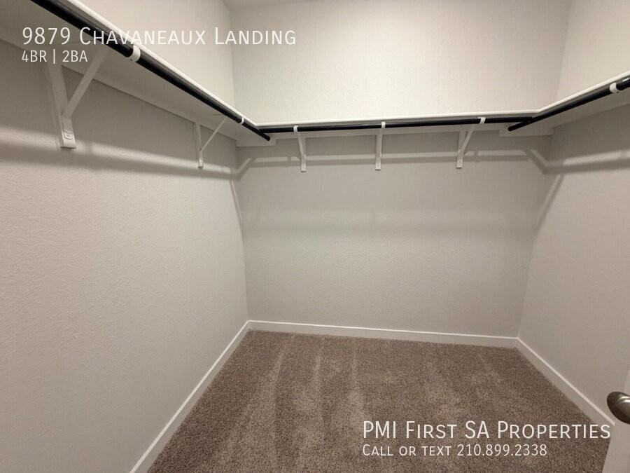 9879 Chavaneaux Lndg - Photo 6 of 12