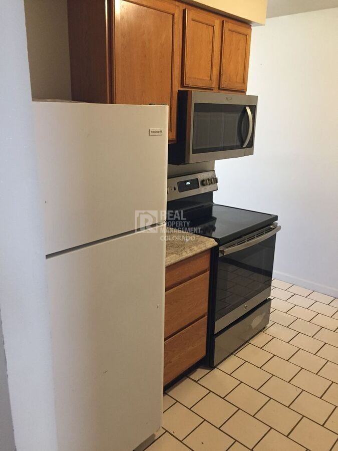 7732 Idlewild St - Photo 5 of 14