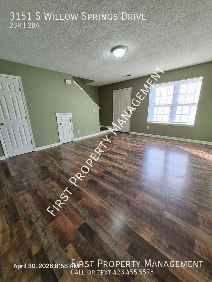 3151 S Willow Springs Drive - Photo 3 of 23