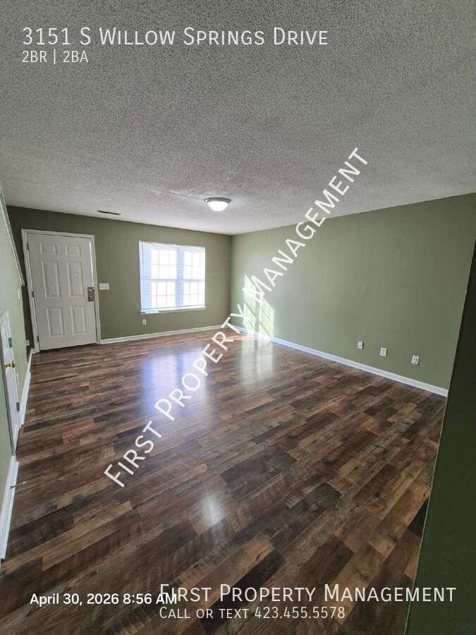 3151 S Willow Springs Drive - Photo 4 of 23