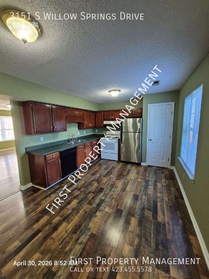 3151 S Willow Springs Drive - Photo 6 of 23