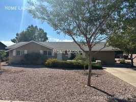 featured image of 1901 E Palmcroft Dr