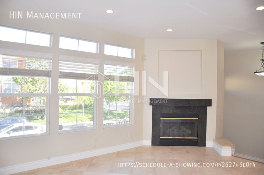 3599 Gilman Cmn - Photo 5 of 19